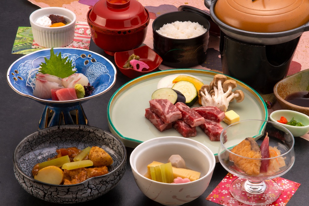 富士山を望む愛鷹山育ち「あしたか牛陶板焼きプラン」