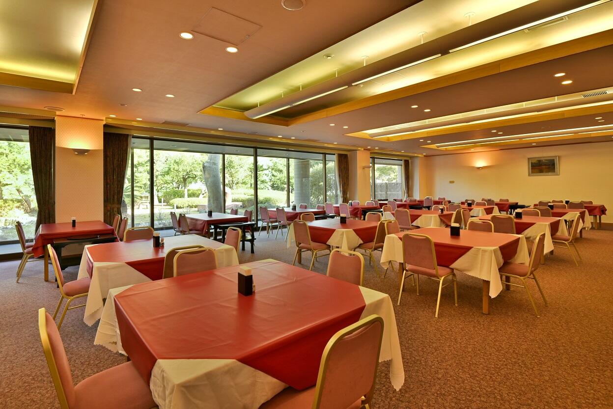 レストラン「旬彩」